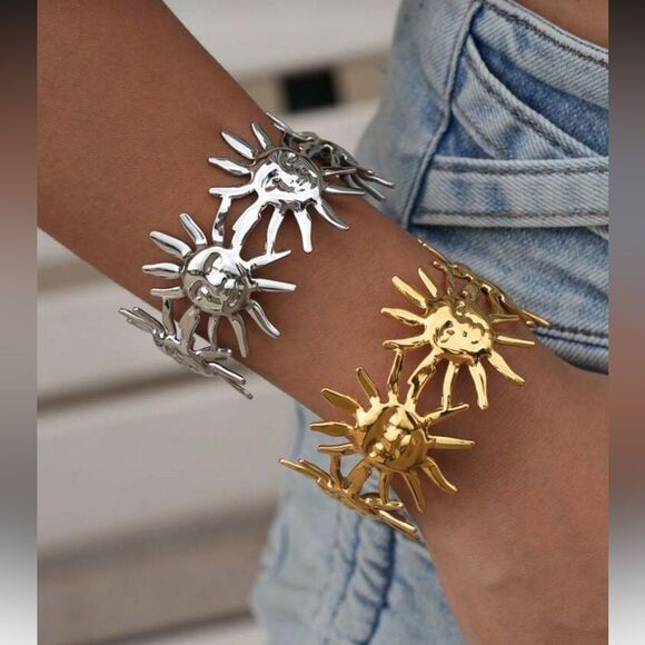 Anthropologie Jewelry - Sun Motif Bracelet Q145